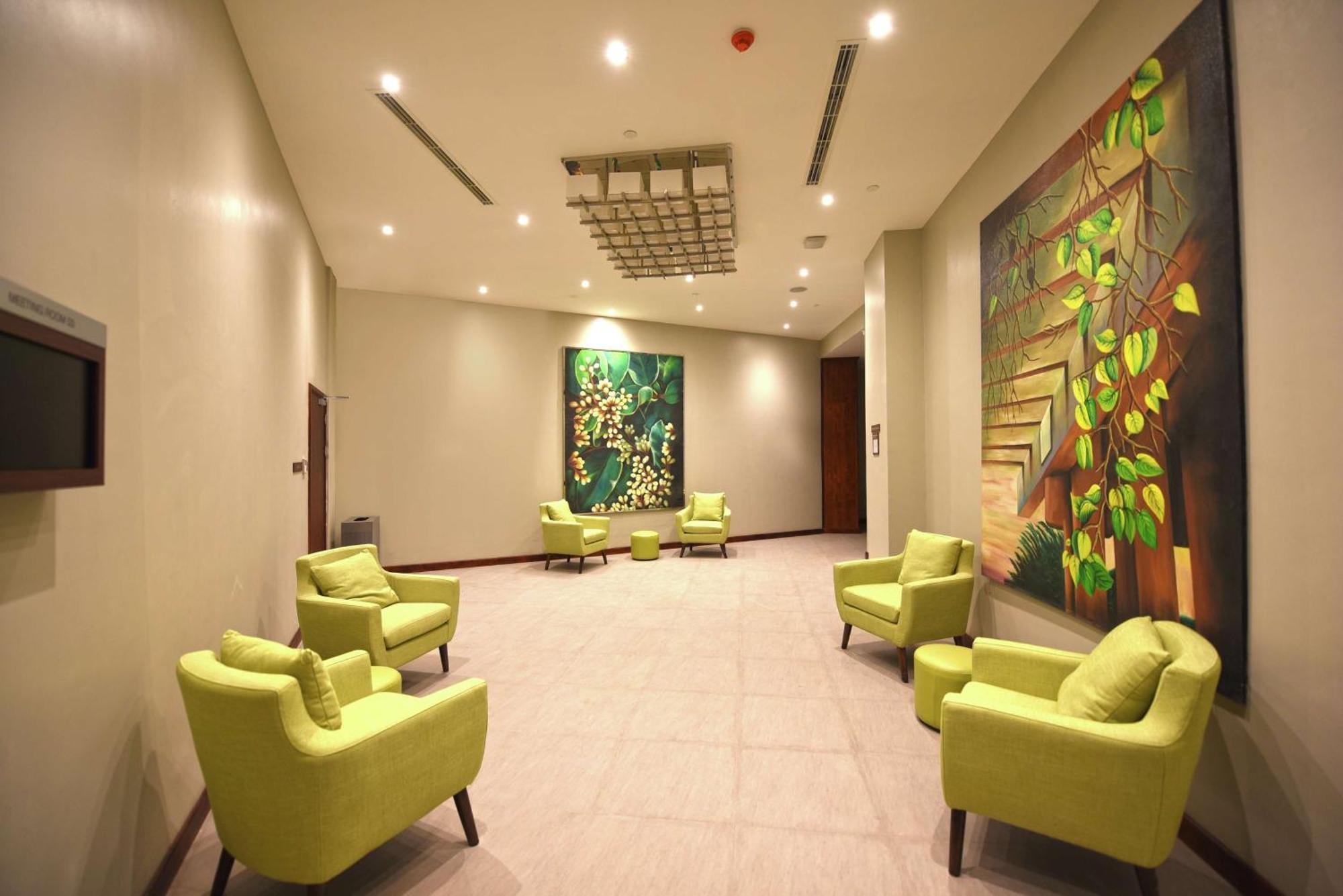 Hilton Garden Inn Kampala Dış mekan fotoğraf