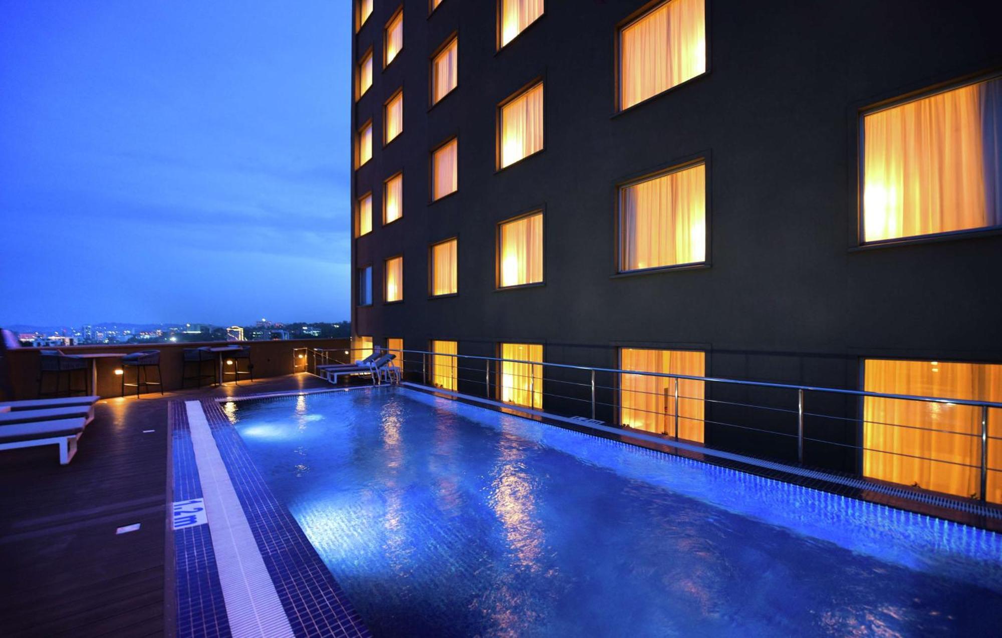 Hilton Garden Inn Kampala Dış mekan fotoğraf