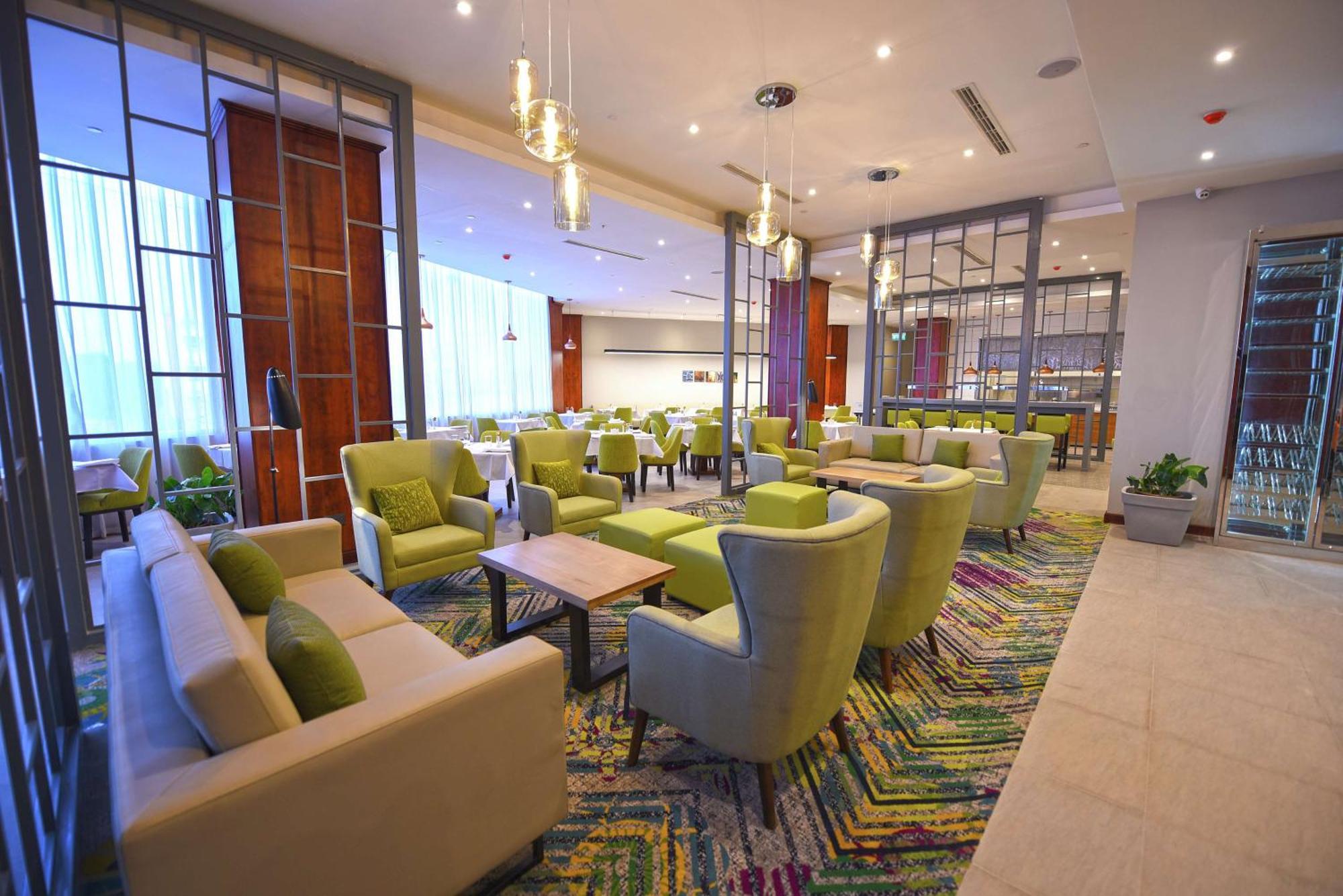 Hilton Garden Inn Kampala Dış mekan fotoğraf